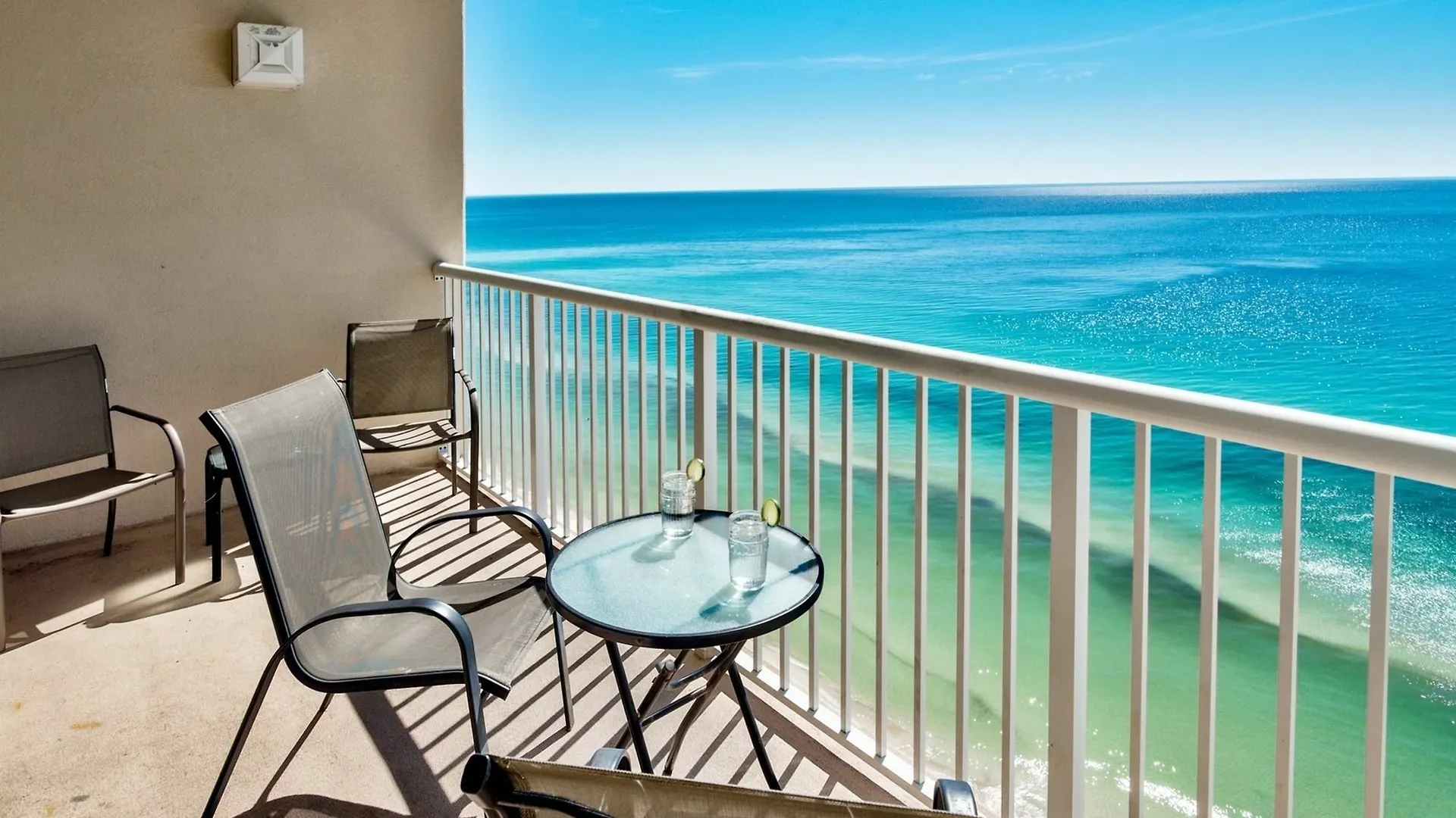 Majestic Beach Tower 2 2207 280627 By Redawning Panama City Beach 3*,  USA